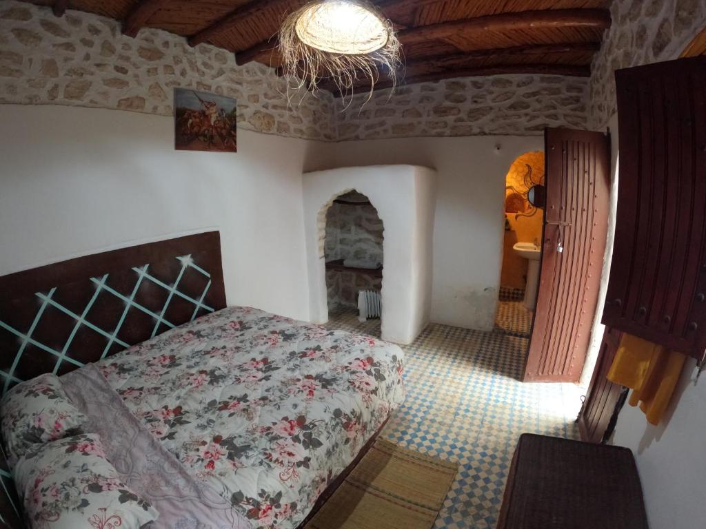 SIDI KaouKI PERLA - Double Room With Private Bathroom