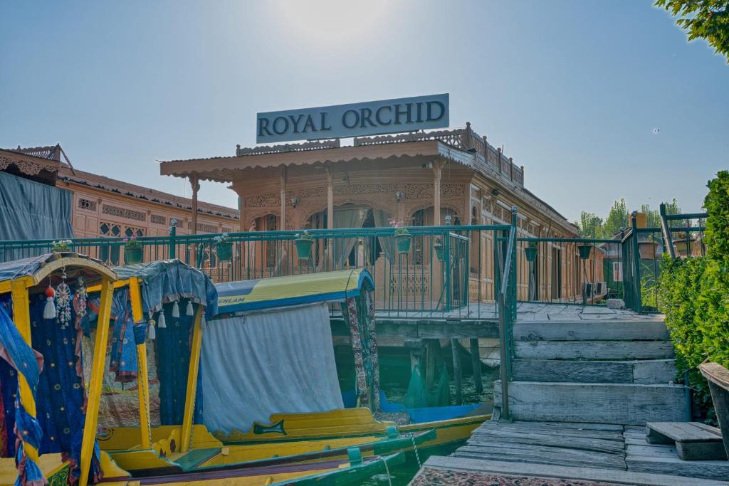 Fotografie z fotogalerie ubytování Best View Group Of Houseboats v destinaci Šrínagar
