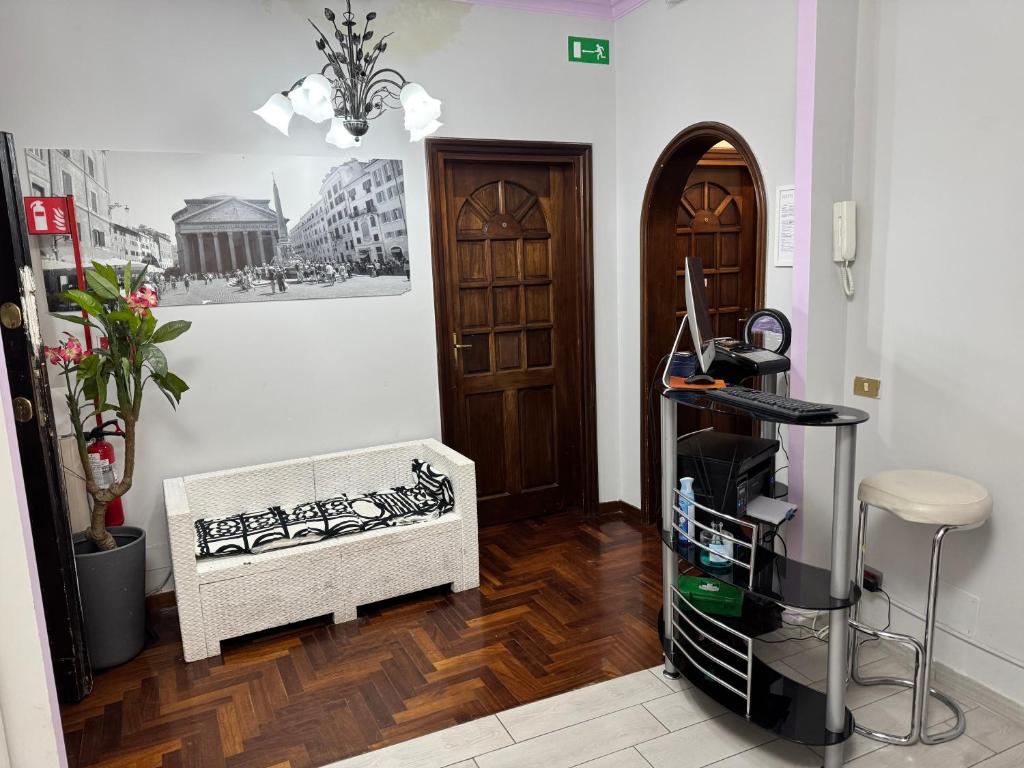 TV a/nebo společenská místnost v ubytování Destination In Rome