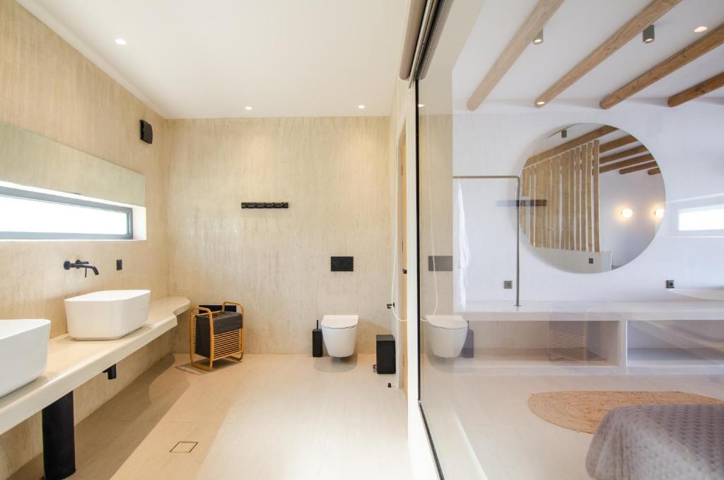 Ένα μπάνιο στο ARC suites