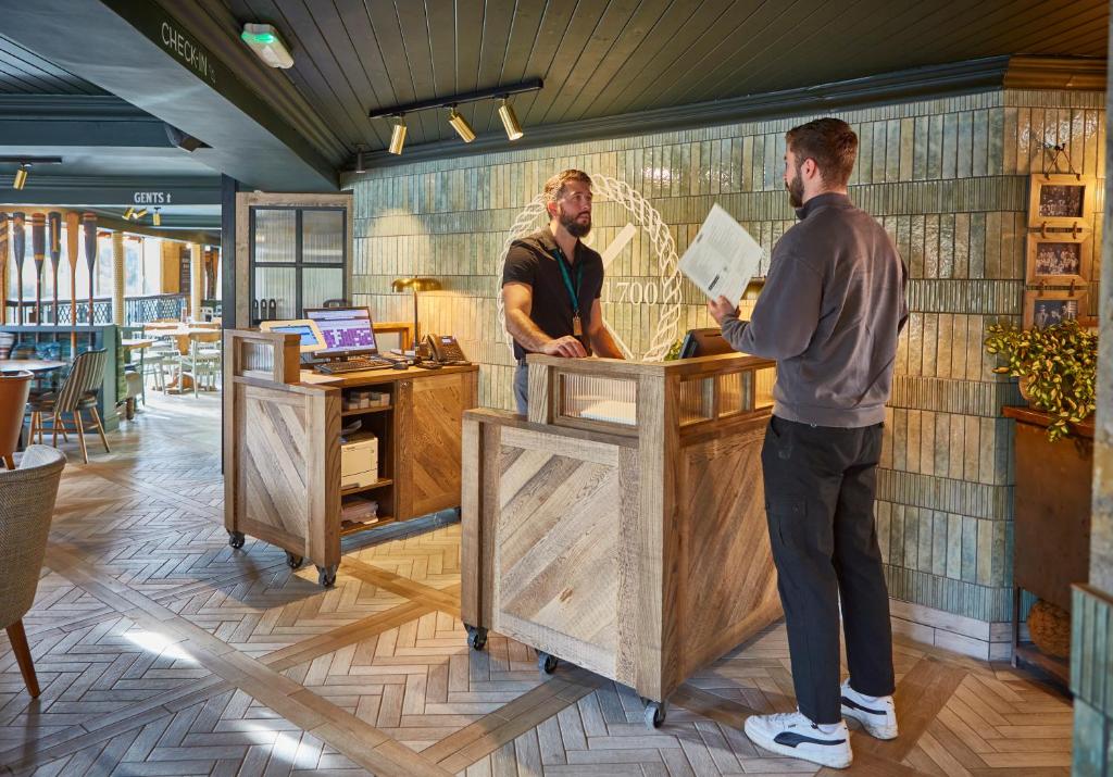 The Boathouse Inn & Riverside Rooms - Resim 4