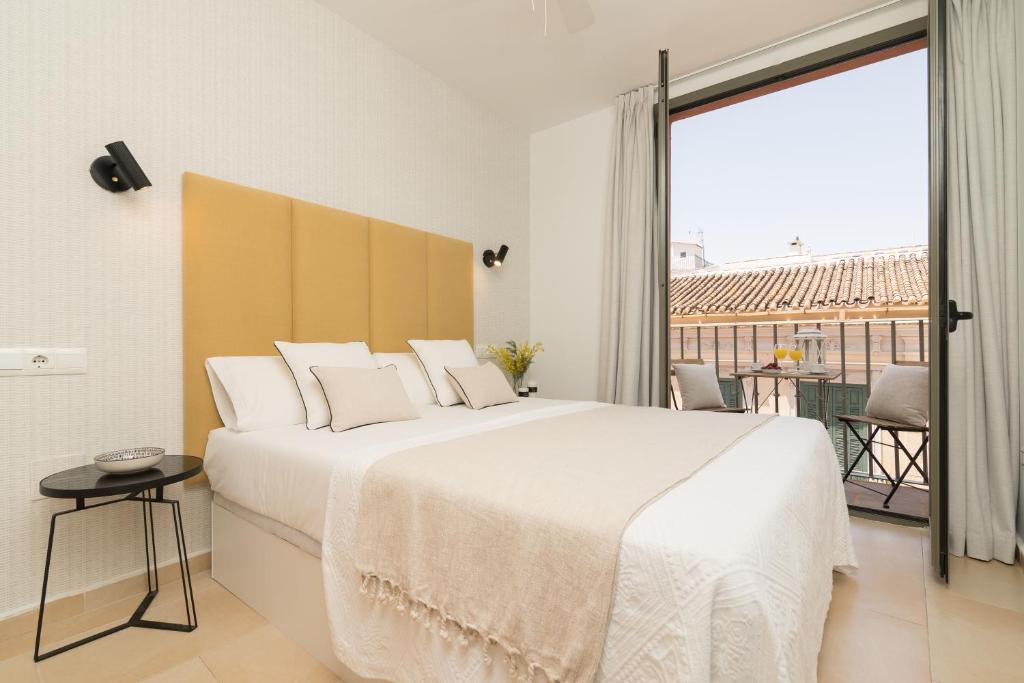 Puerta Antequera 4 by Pineapple Homes