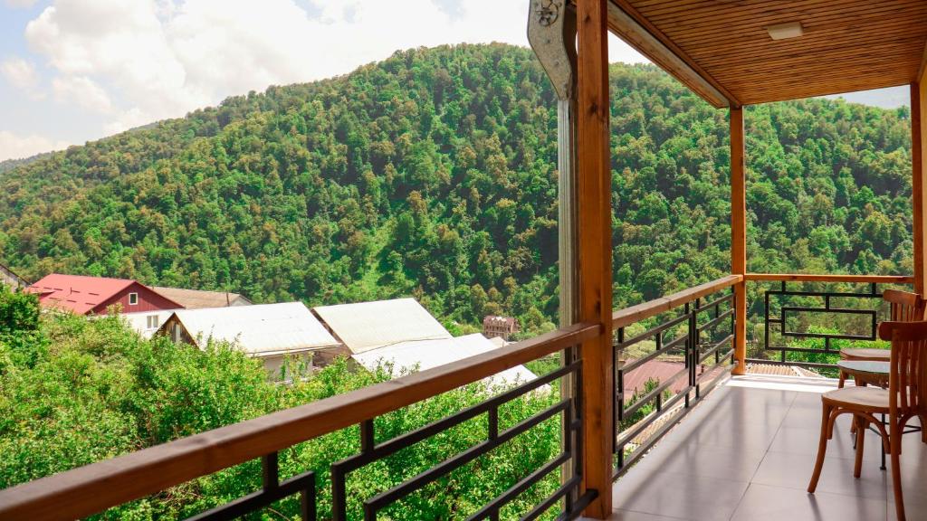 Nespecifikovaný výhled na hory nebo výhled na hory při pohledu z hotelu