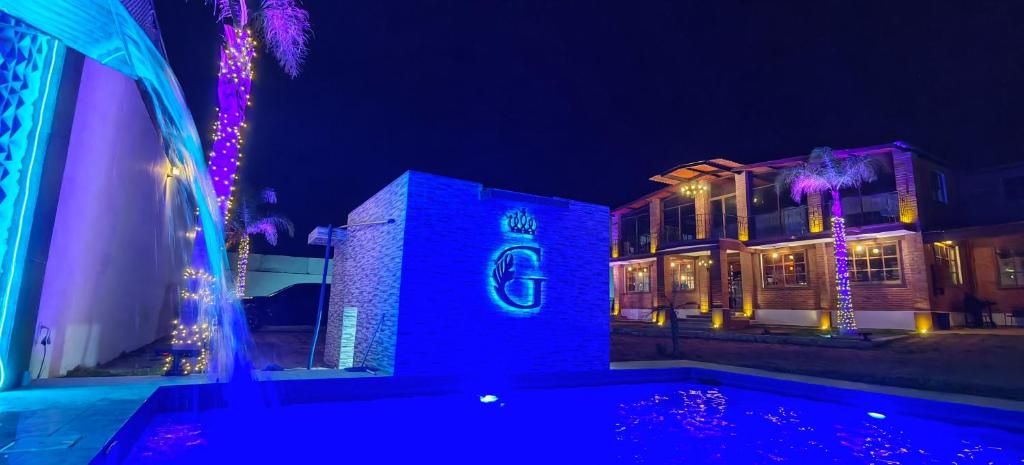 Hồ bơi trong/gần Finca G