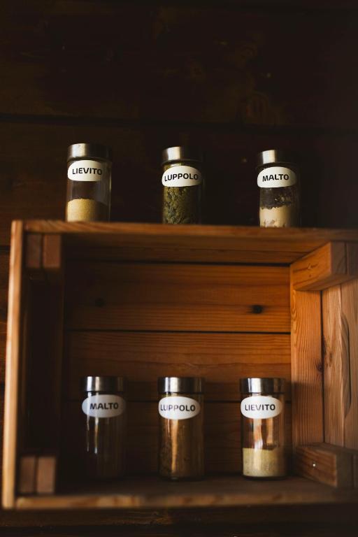 Fotografie z fotogalerie ubytování Glamping&BeerSpa Scialla Sul Lago v destinaci Pignola