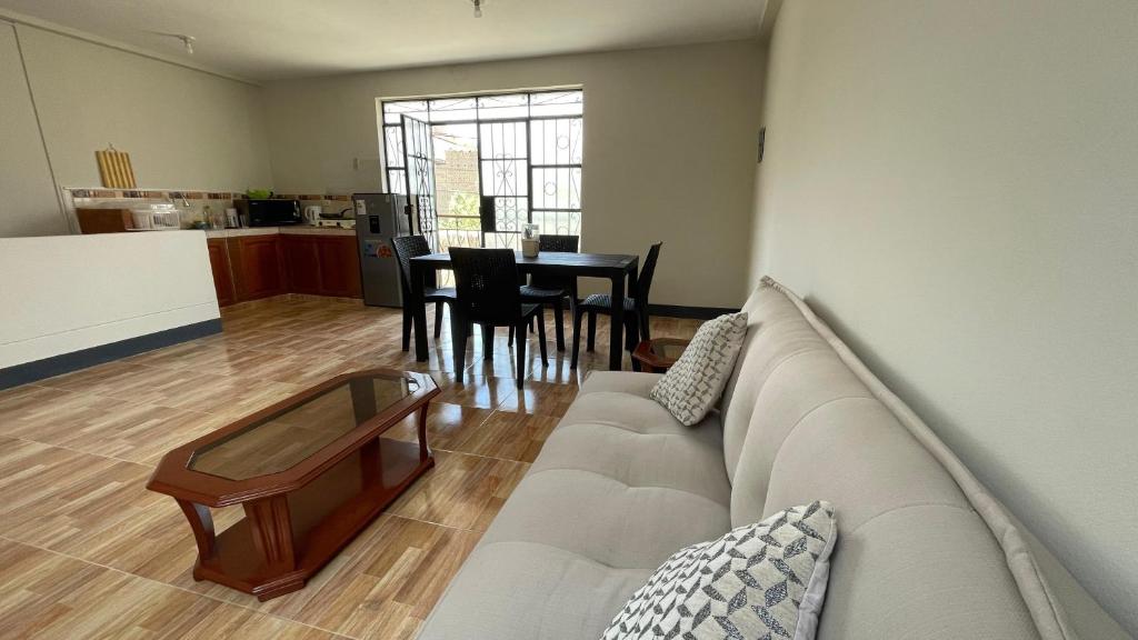 Céntrico Departamento en 2do Piso Caraz Dulzura