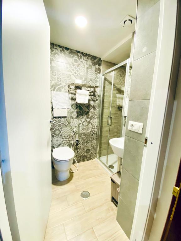 Łazienka w obiekcie Tawhid Accomodation