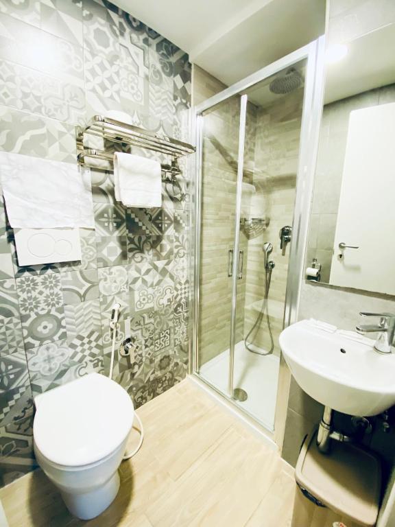 Łazienka w obiekcie Tawhid Accomodation