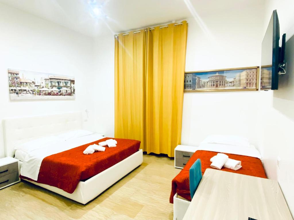 Łóżko lub łóżka w pokoju w obiekcie Tawhid Accomodation