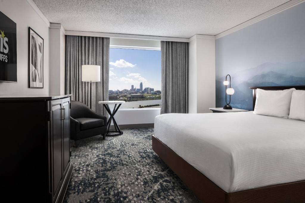 Ein Bett oder Betten in einem Zimmer der Unterkunft Harrah&#39;s Casino &amp; Hotel Council Bluffs