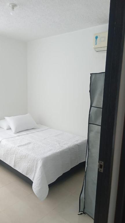 Postel nebo postele na pokoji v ubytování Casa Río Apartamento con Aire Acondicionado y piscina