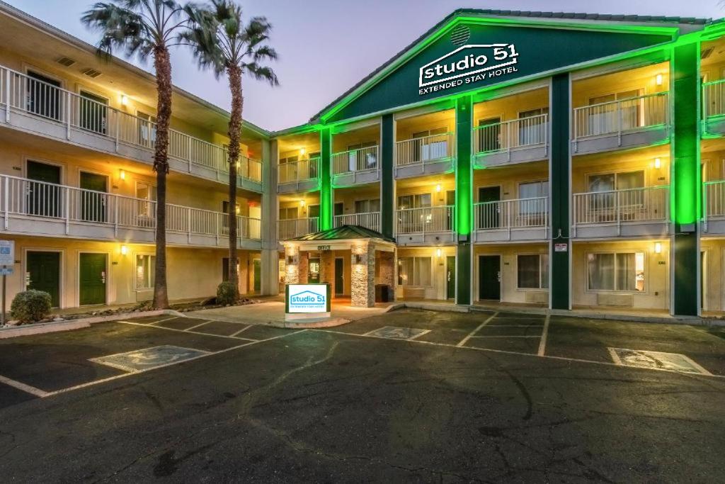 Budova, kde se motel nachází