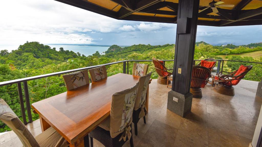 Tulemar Resort - Three-Bedroom Premium Villa