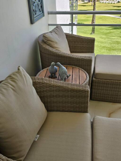 Posezení v ubytování SEAWINDS CABARETE Front beach Condo