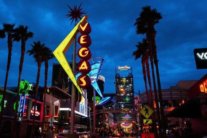 Fotografie z fotogalerie ubytování Cozy Stationary RV Getaway v Las Vegas