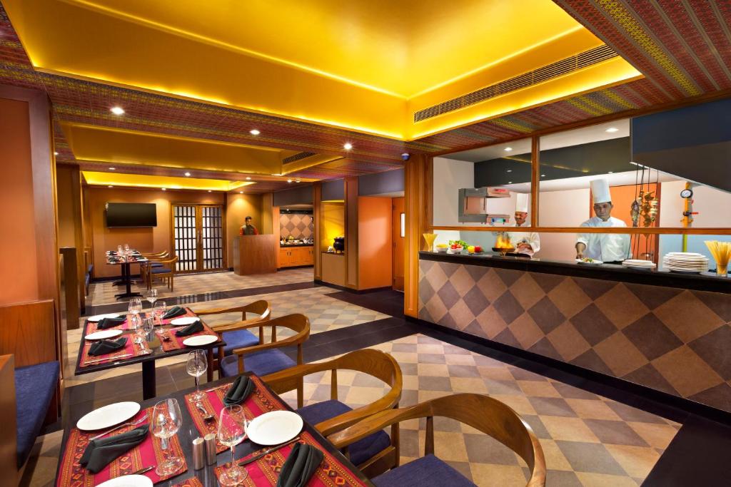 Restaurace v ubytování Sterling Manali
