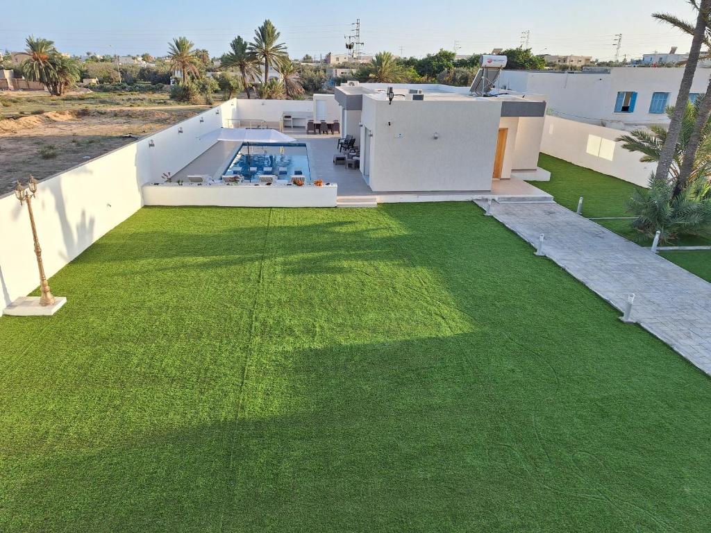 Bazén v ubytování Villa du Soleil - Style moderne nebo v jeho okolí