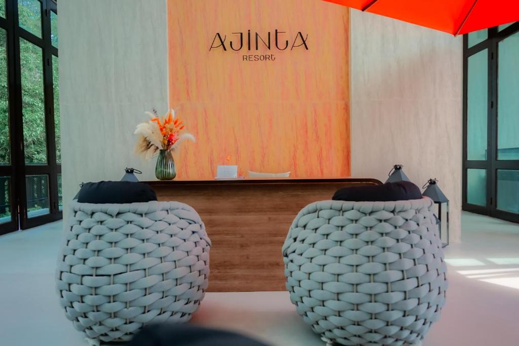 Posezení v ubytování Ajinta Resort