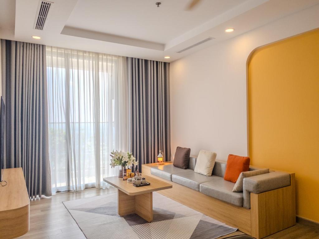Homestay Ecopark Hung Yen by QMP - Superior Appartement Met Drie Slaapkamers