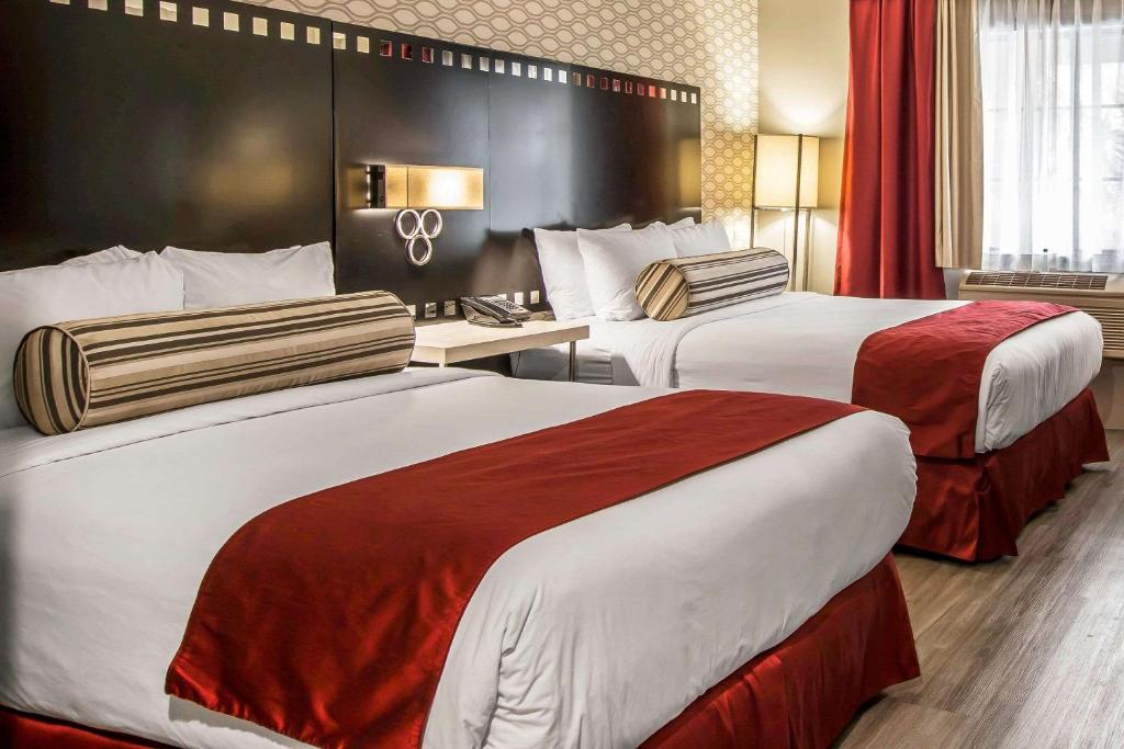 Tilt Hotel Universal-Hollywood, an AGA Collection Hotel photo