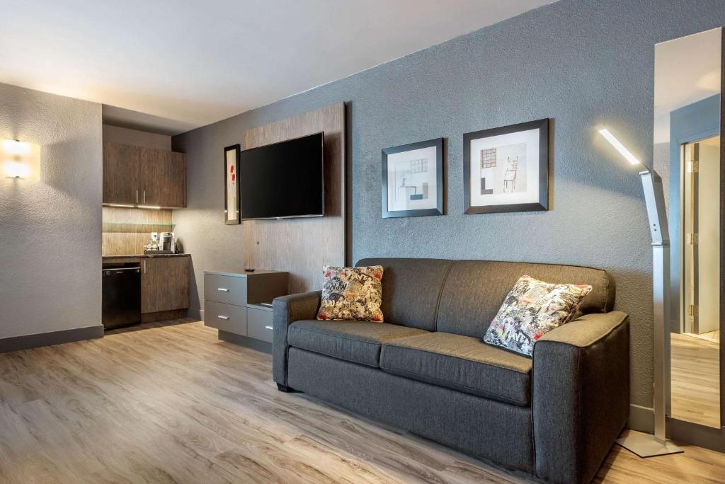 Kuchyň nebo kuchyňský kout v ubytování Hotel Quartier, Ascend Hotel Collection