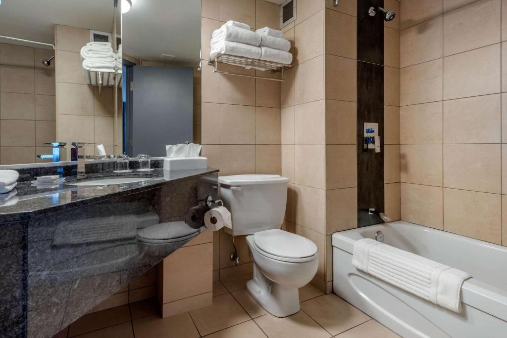 Koupelna v ubytování Hotel Quartier, Ascend Hotel Collection
