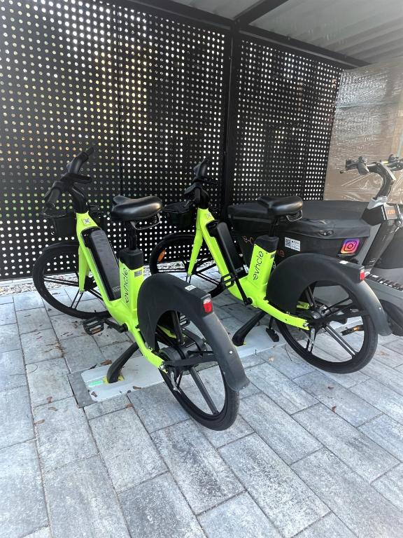 Radfahren an der Unterkunft Mikes Apartments Munich oder in der Nähe