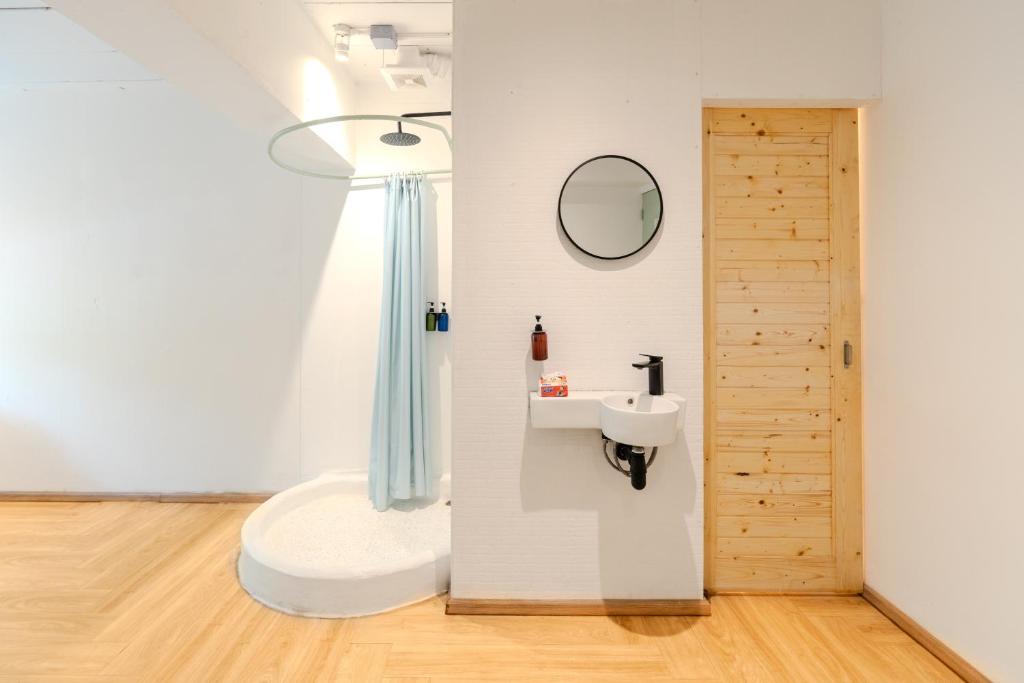 Green Group Stay Bangkok - Near Khaosan Road