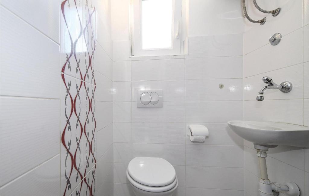 Kúpeľňa v ubytovaní Apartment Obala Spanja Roka Cr