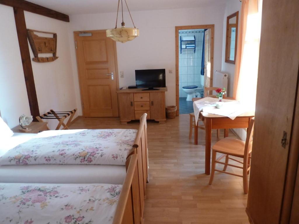 Pension Untere Mühle - Chambre Double Ou Jumelle Avec Salle De Bain