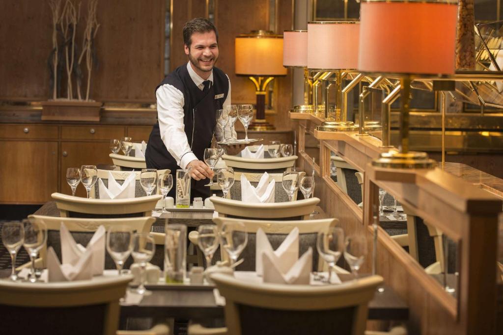 Maritim Hotel Stuttgart - Resim 21