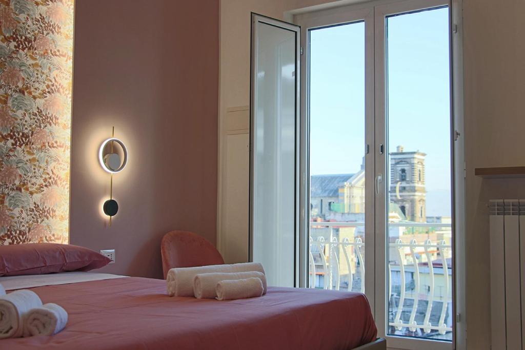 WANDERLUST SPACCANAPOLI Points Of View - 2