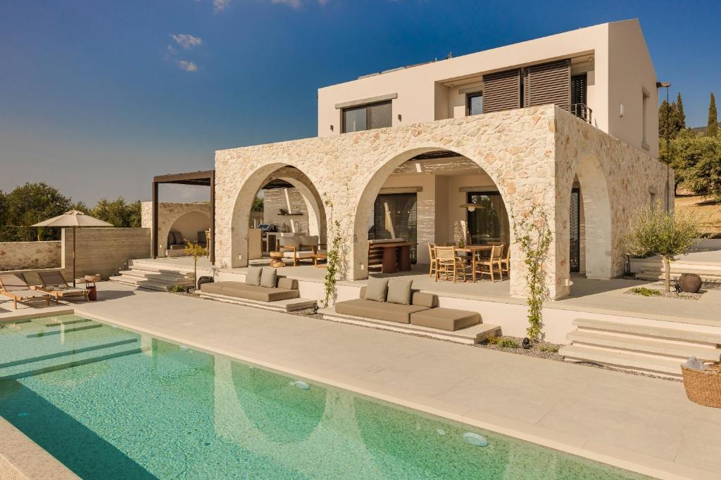 Bazén v ubytování Kerami Kefalonia nebo v jeho okolí