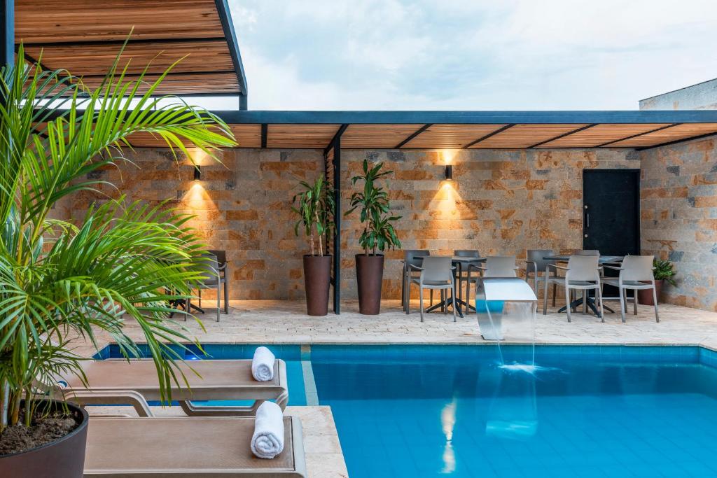 Bazén v ubytování Hotel Elite nebo v jeho okolí