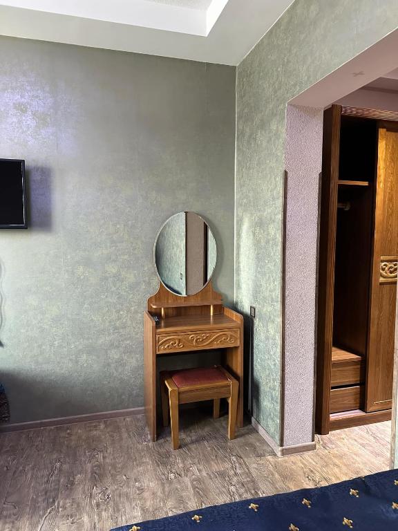 TV a/nebo společenská místnost v ubytování Hotel in Bakuriani