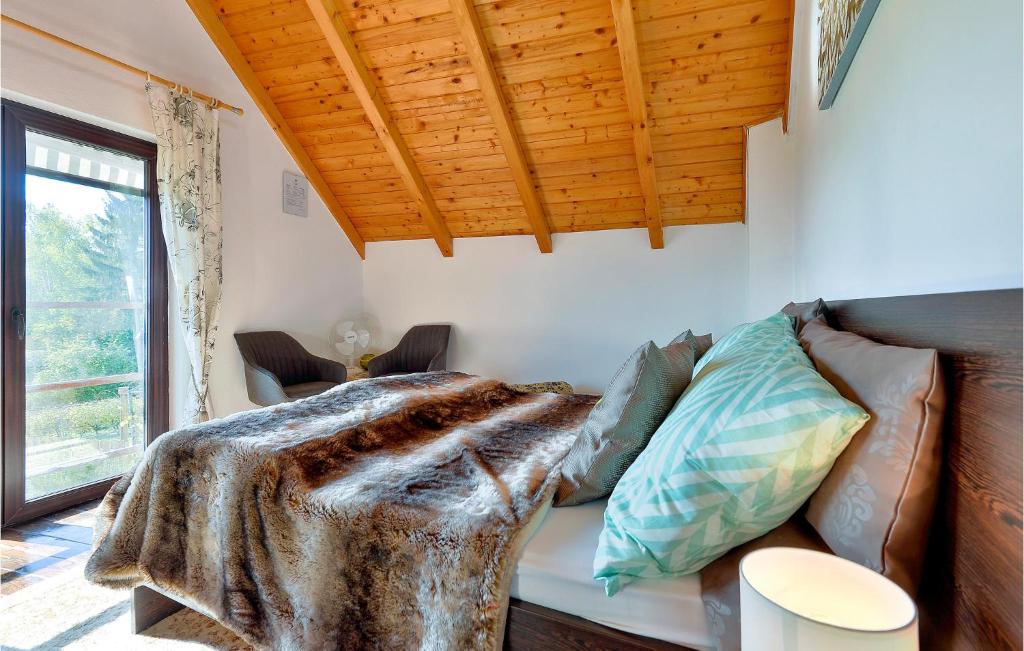 Fotografie z fotogalerie ubytování Nice Home In Sveti Ivan Zelina With Sauna v destinaci Sveti Ivan Zelina