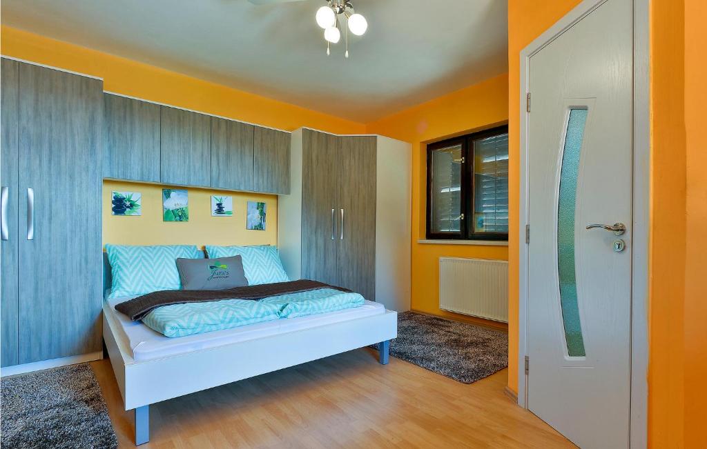 Fotografie z fotogalerie ubytování Nice Home In Sveti Ivan Zelina With Sauna v destinaci Sveti Ivan Zelina