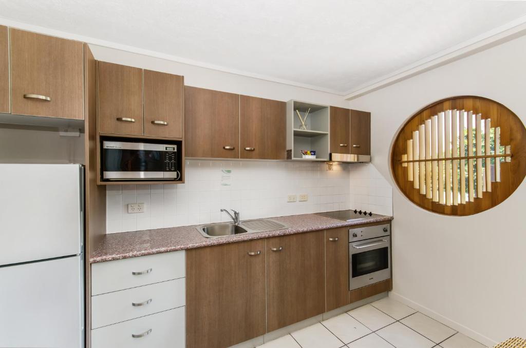 Waters Edge The Strand - Resim 22