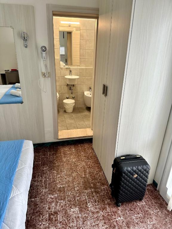 Koupelna v ubytování Hotel Napoleon