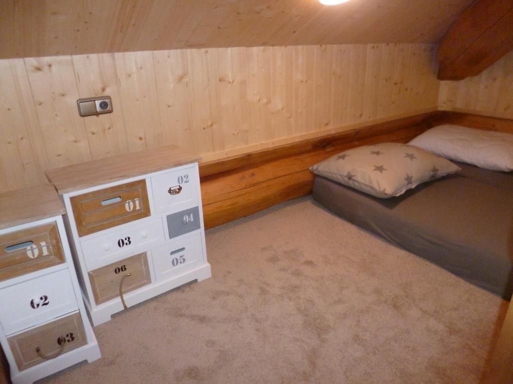 Postel nebo postele na pokoji v ubytování Adlernest Lechtal