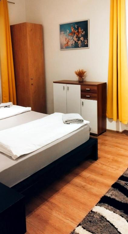 Postel nebo postele na pokoji v ubytování Ferienwohnung Stainach