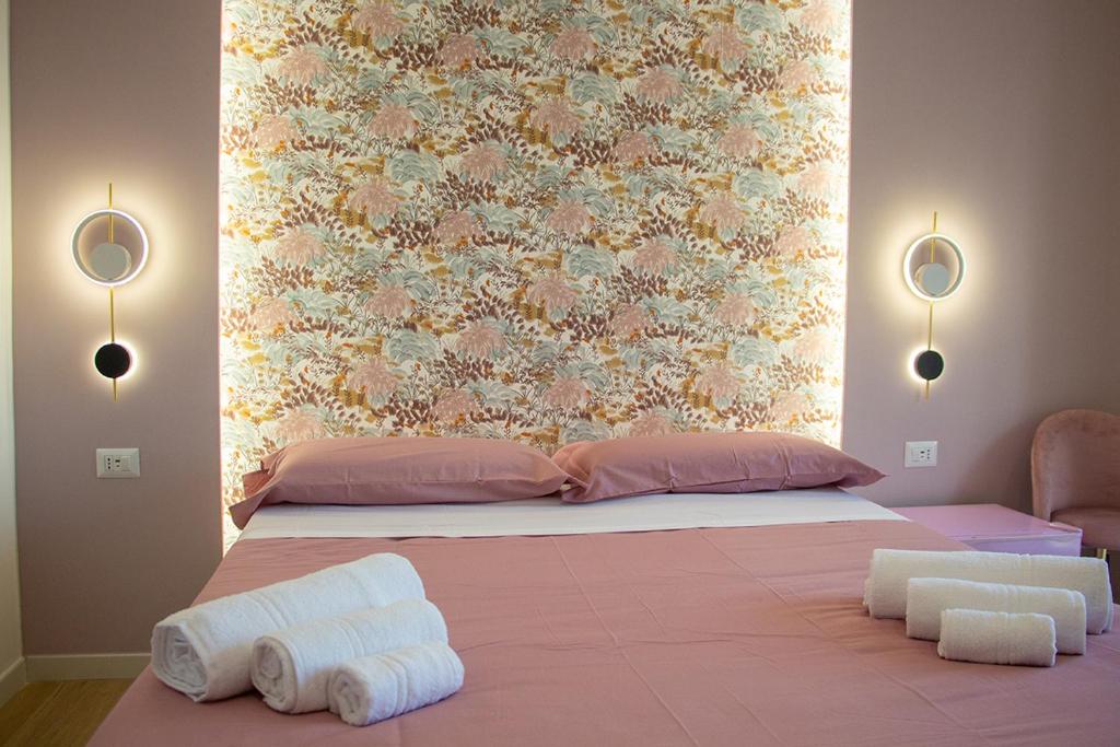 WANDERLUST SPACCANAPOLI Points Of View - 16