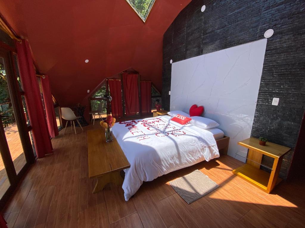 Postel nebo postele na pokoji v ubytování GLAMPING MINDO SUYANA