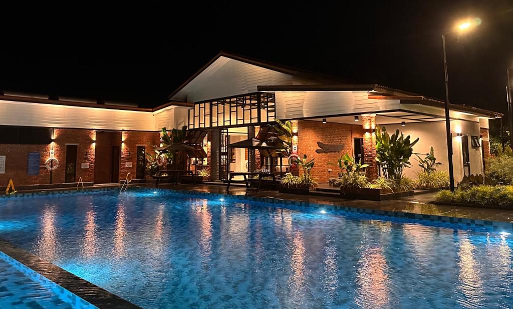 Bazén v ubytování Sebayu Retreat Gopeng nebo v jeho okolí