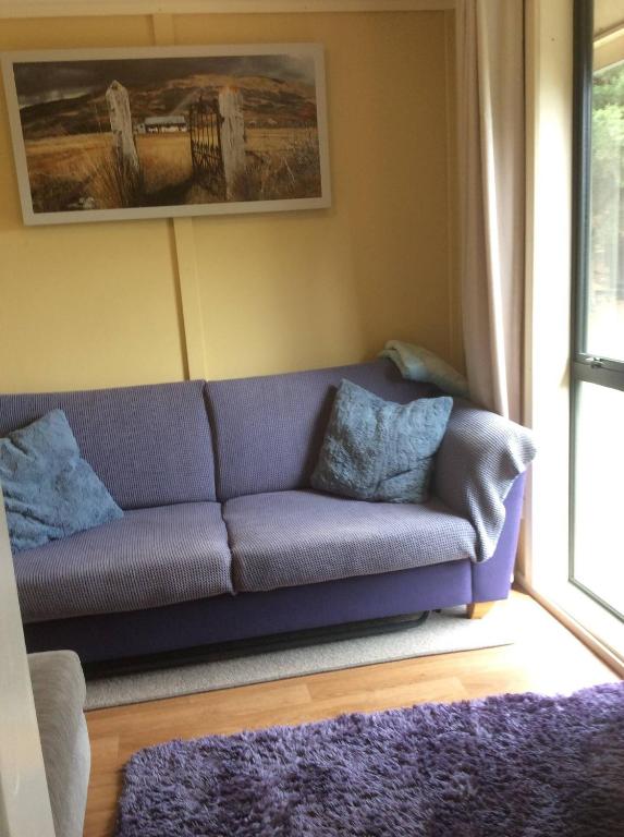 Posezení v ubytování Oxford Tiny House