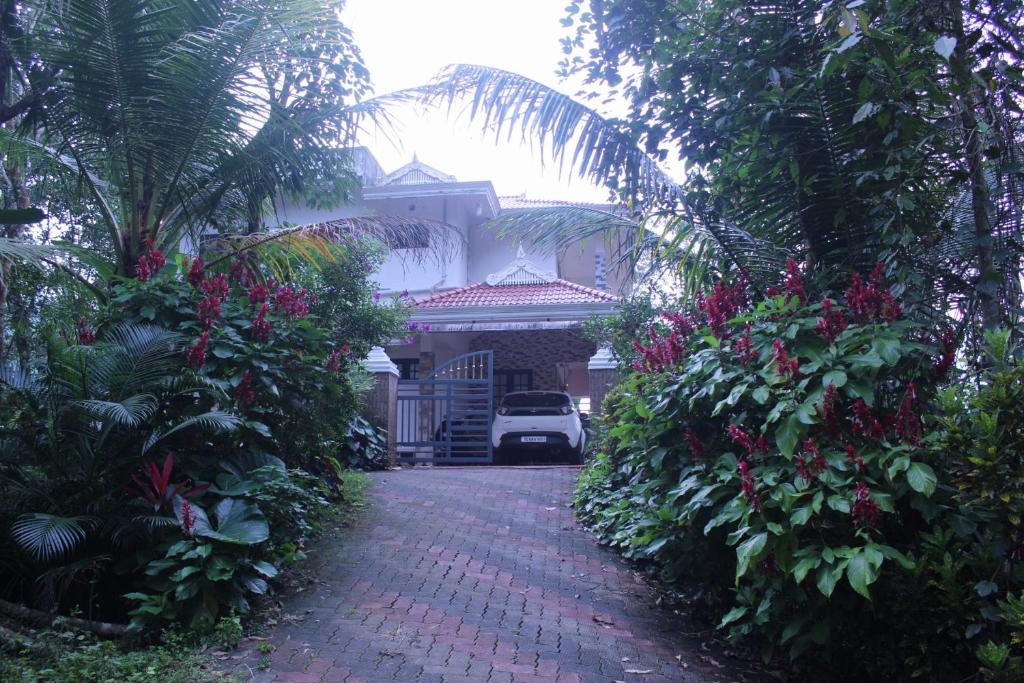 Zahrada ubytování Casa Grande Homestay Anaviratty Munnar