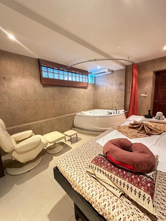 Lázně a/nebo wellness v ubytování Talay Naiharn Hotel