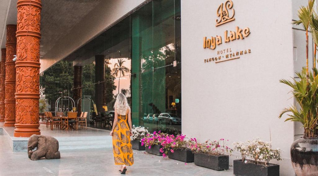 Fotografie z fotogalerie ubytování Inya Lake Hotel Yangon v destinaci Yankoun