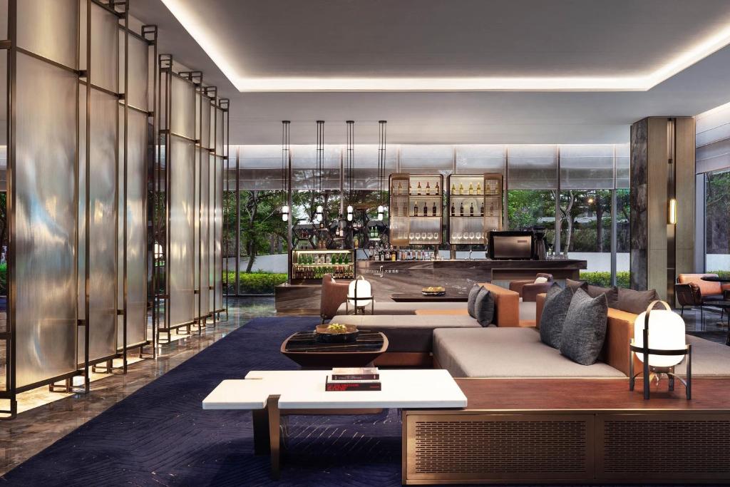 Posezení v ubytování Midea Shunde, a Tribute Portfolio Hotel