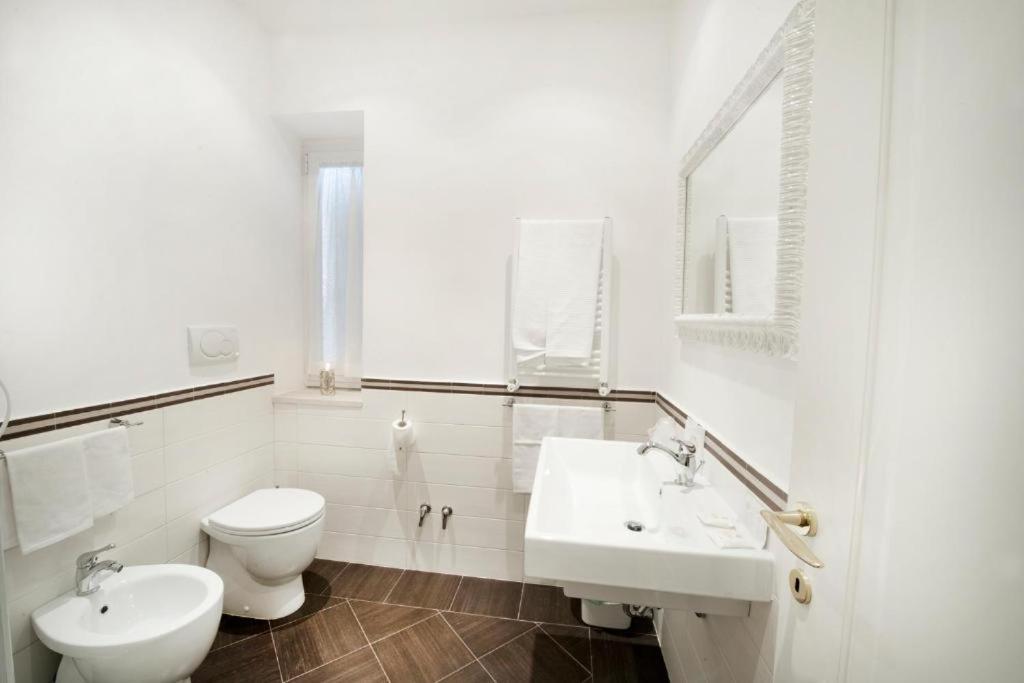 Koupelna v ubytování Hotel Quadrifoglio Roma Eur